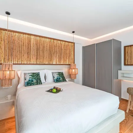 Margarita Вилла Геннади